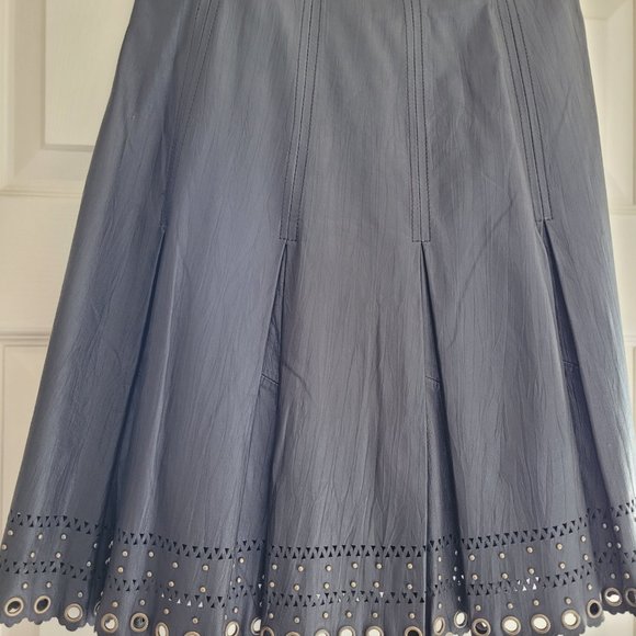 Danier Genuine Leather Skirt in size 2 - SOLD - Picture 9 of 11